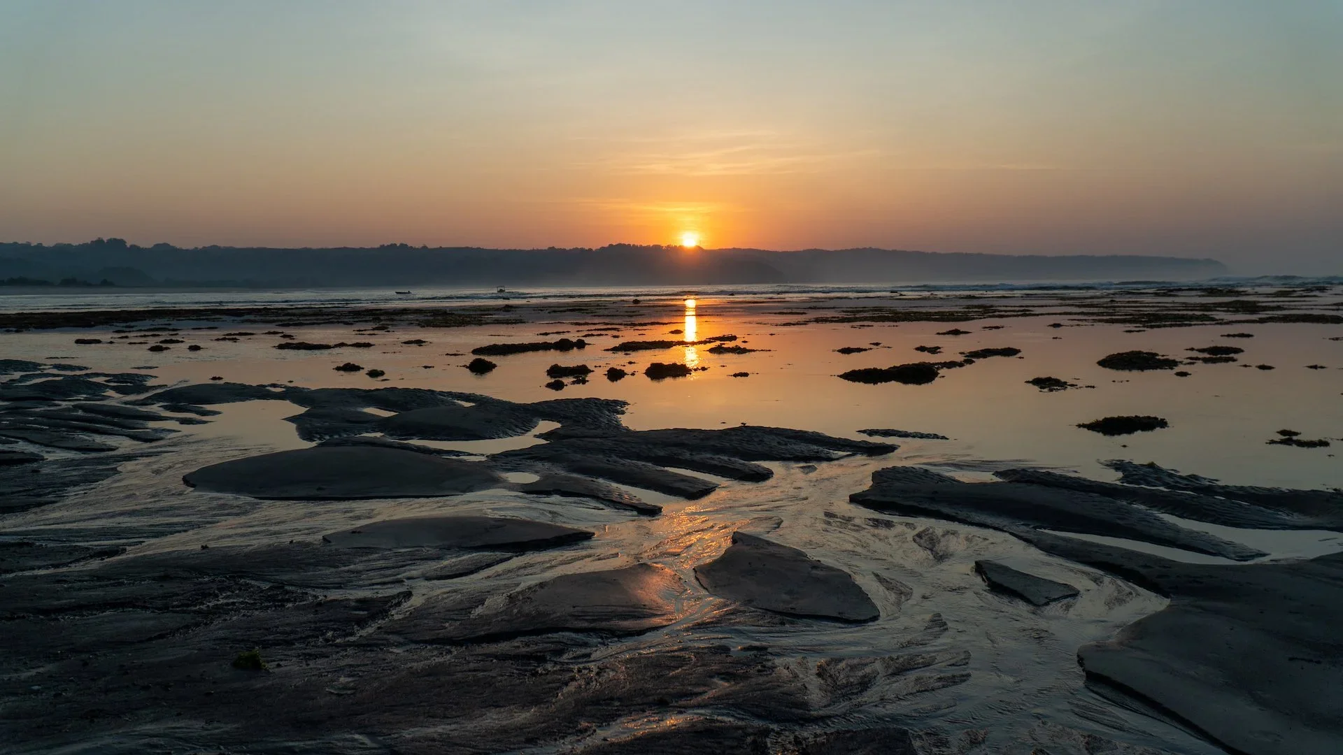 Pantai Kerewe at sunrise, West Sumba